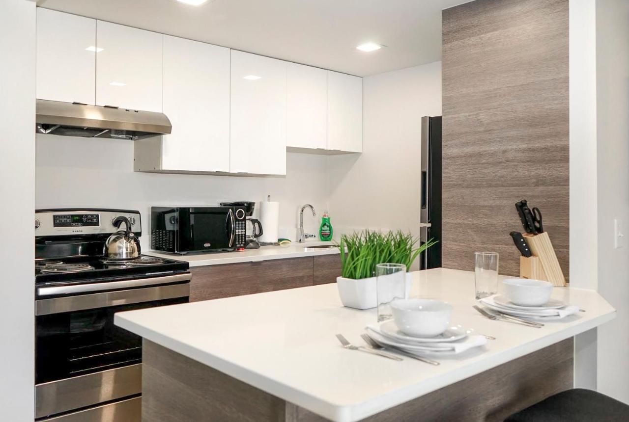 Short Term Rentals At The Park At Trowbridge Senior Community Саутфилд Екстериор снимка